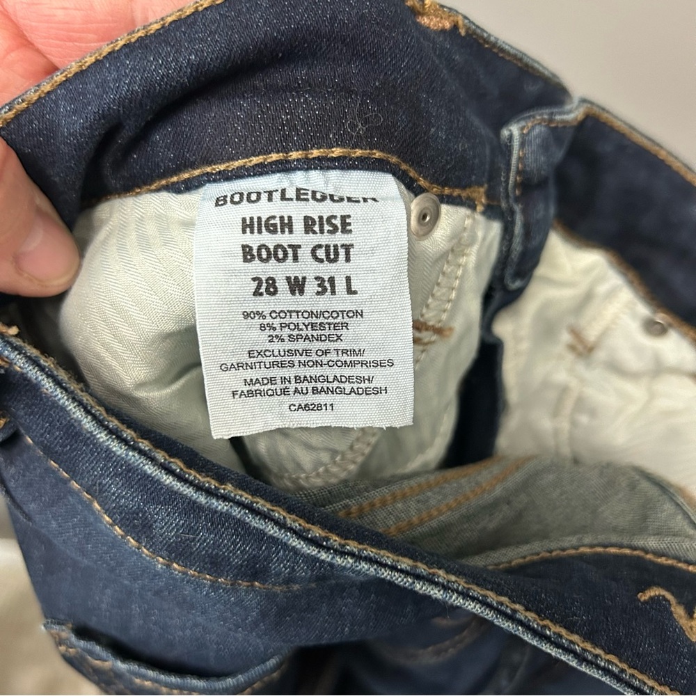 Bootlegger High Rise Boot Cut Jeans Size 28 - Picture 6 of 6